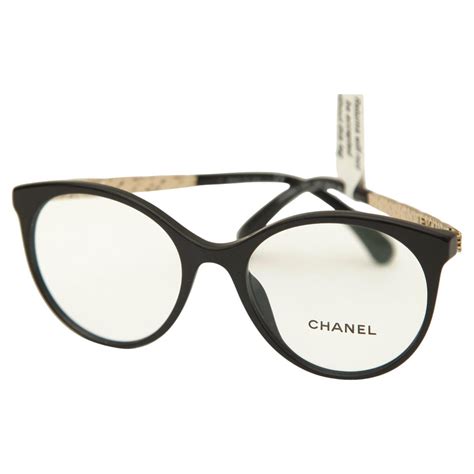 who sells chanel eyeglass frames